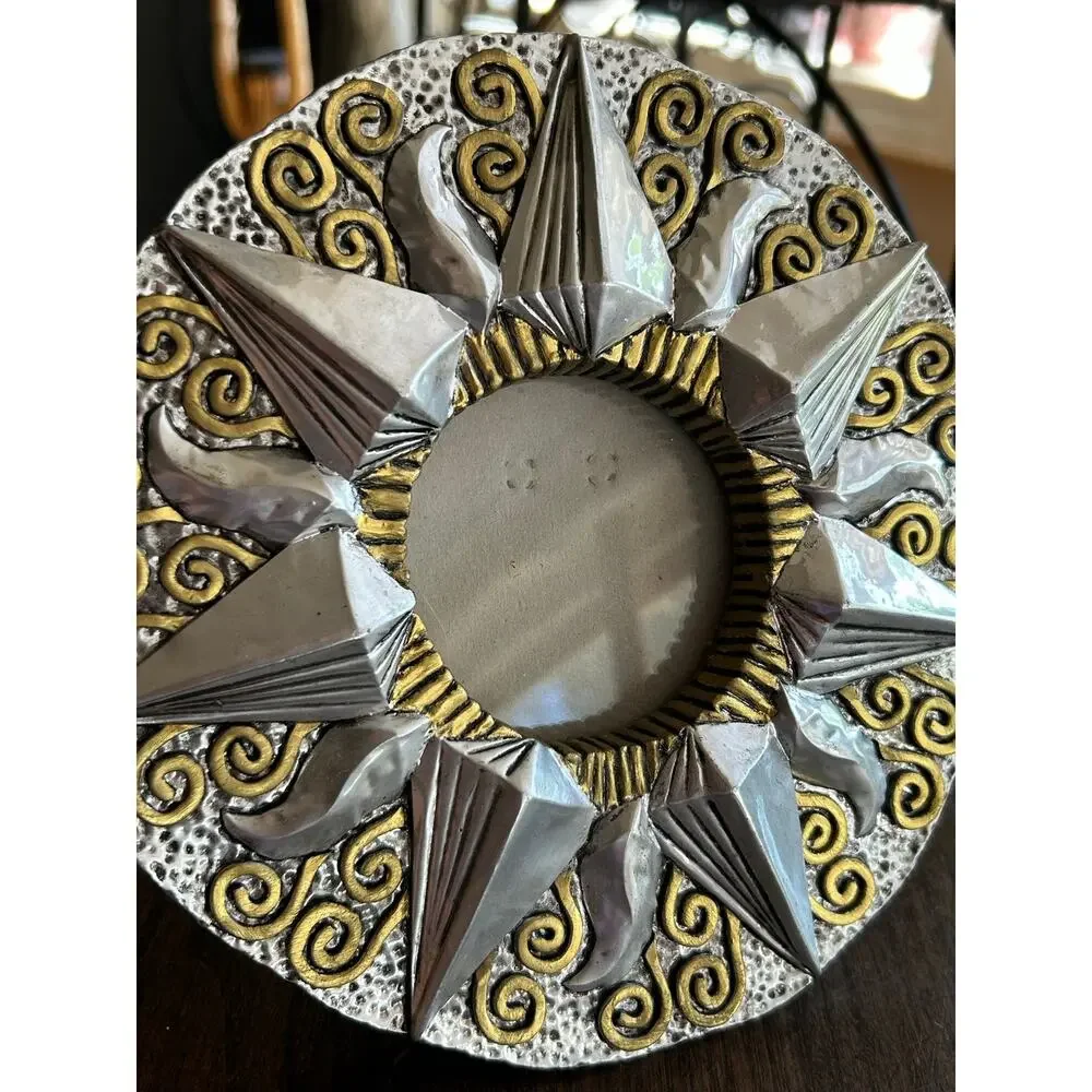 Vintage celestial sunburst round picture frame textured silver & gold finish